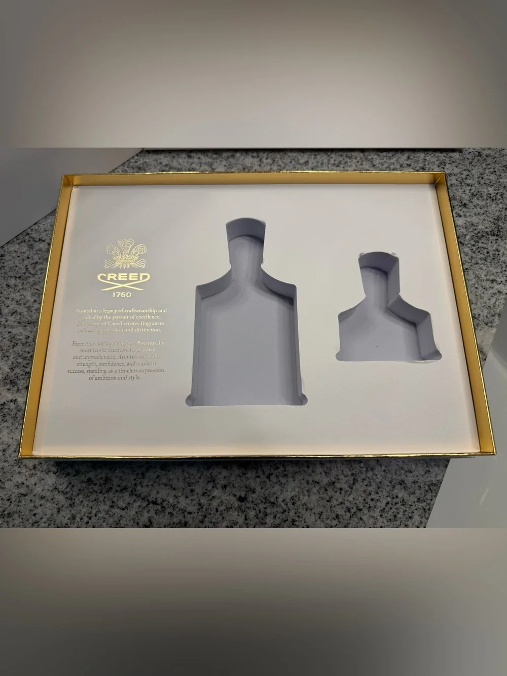 Creed Aventus Presentation box with sleeve